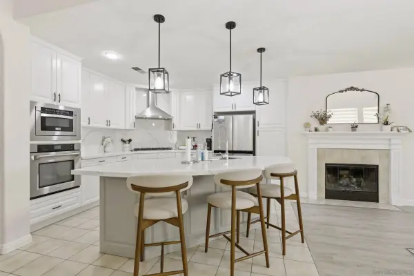 2812 Laning Rd, San Diego, CA 92106