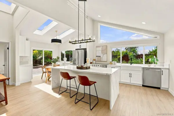 9956 Cummins Pl, San Diego, CA 92131