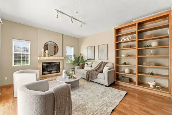 805 N Cleveland St #C, Oceanside, CA 92054