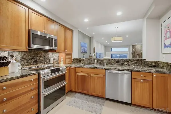 11181 Caminito Vista Serena, San Diego, CA 92131