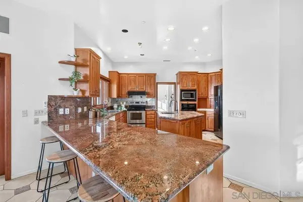 4029 Alta Loma Dr, Jamul, CA 91935
