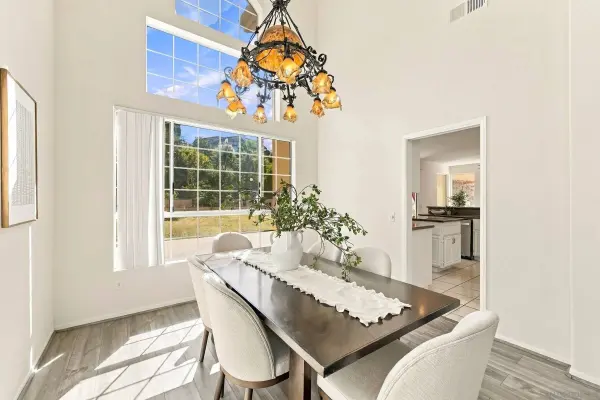 556 Parkside Dr, Chula Vista, CA 91910