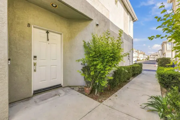 11896 Scripps Creek Dr #B, San Diego, CA 92131