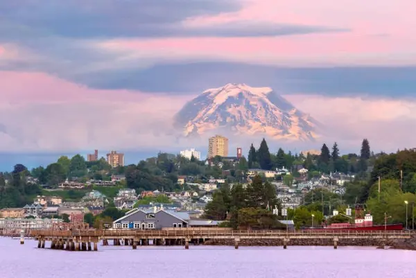 feature image of Tacoma vs. Olympia, WA: Which South Sound City Is Right for You?