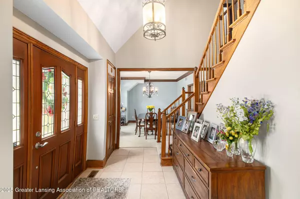 4701 Canyon Trail TRL, Lansing, MI 48917