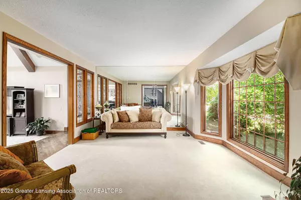 4701 Canyon Trail TRL, Lansing, MI 48917