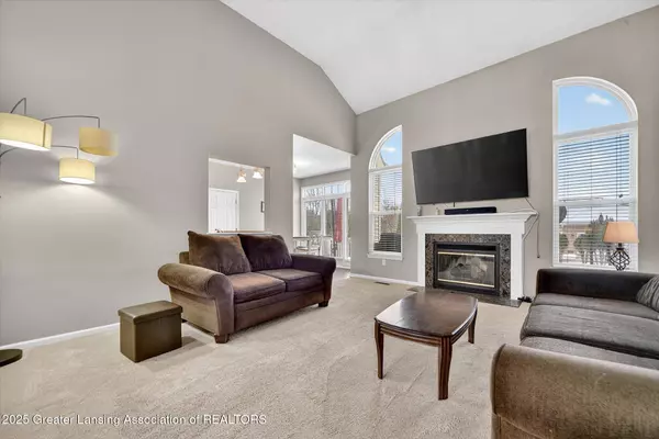 4339 Foal ST, Lansing, MI 48906