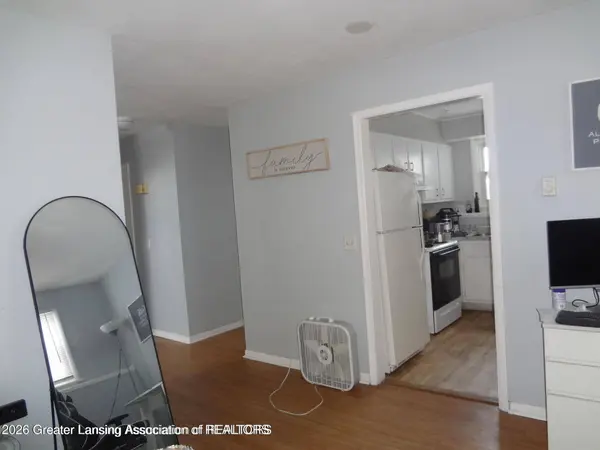 226-230 N Grace ST, Lansing, MI 48917