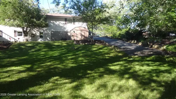 524 Gettysburg DR, Lansing, MI 48917