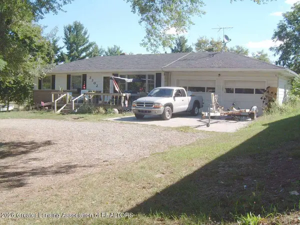 2202 N Eifert RD, Holt, MI 48842