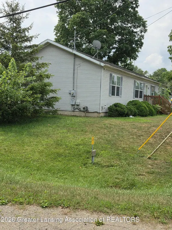 707 Sawyer RD, Lansing, MI 48911