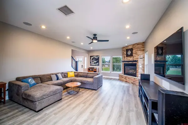 573 Florida Meadows Lane, Durango, CO 81303