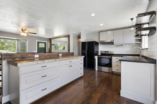 6859 S 2200 W, West Jordan, UT 84084