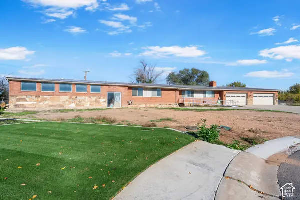 369 N BONNIE DR, Roosevelt, UT 84066