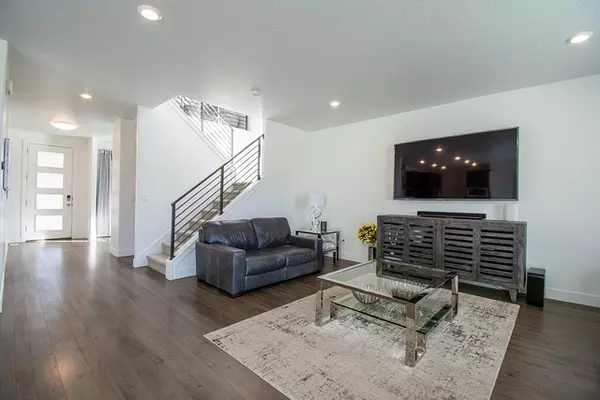 10 Home Staging Tips to Attract Buyers