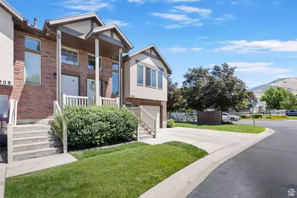 204 W LYMAN LN, Bountiful, UT 84010