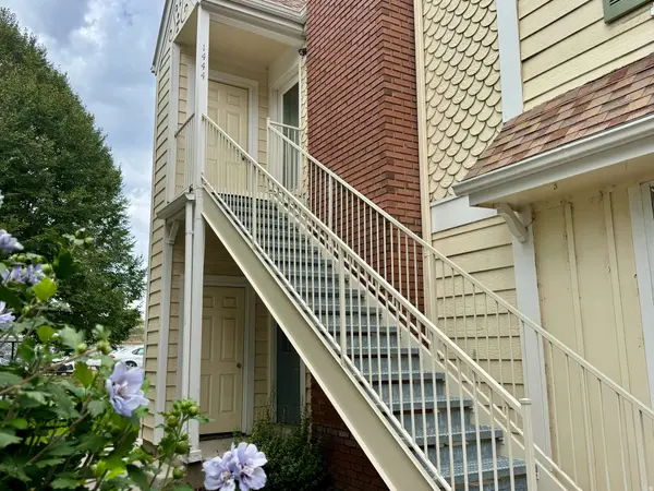 1444 W BEACON HILL CIR E #174