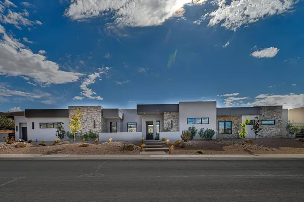 1427 W Canyon Tree DR, St George, UT 84770