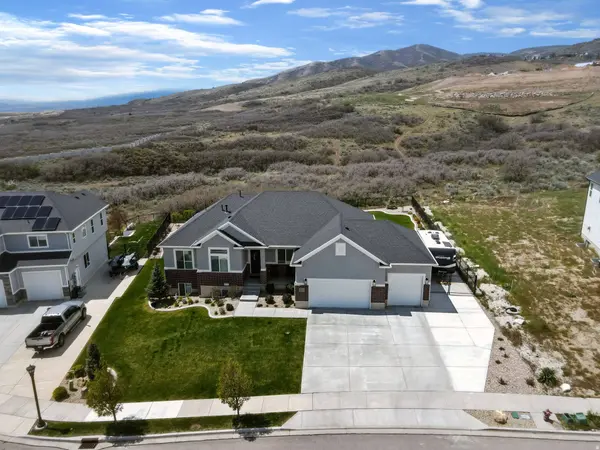12471 N MINOTS LEDGE DR #533, Highland, UT 84003