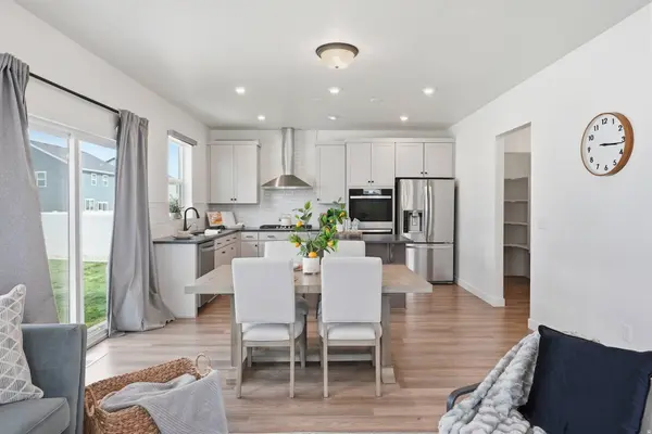 1161 S 1225 W, Clearfield, UT 84015