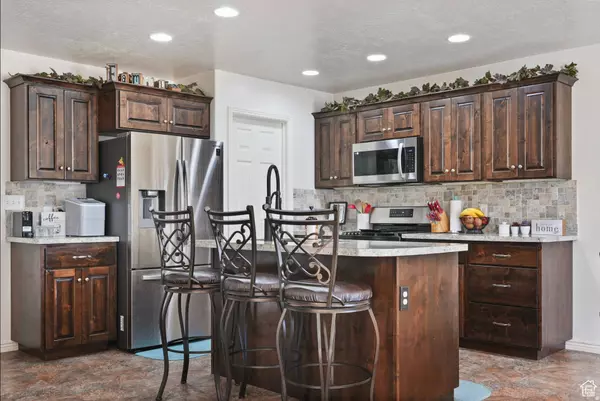 593 N 2040 E, Spanish Fork, UT 84660