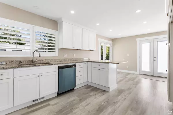 1938 N WALKER RD E, Tooele, UT 84074