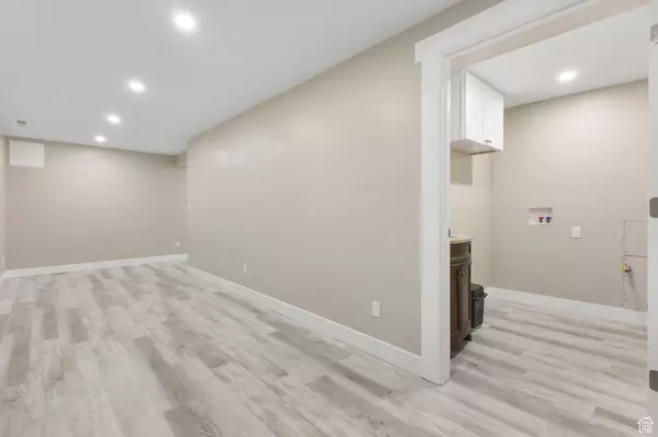 1938 N WALKER RD E, Tooele, UT 84074