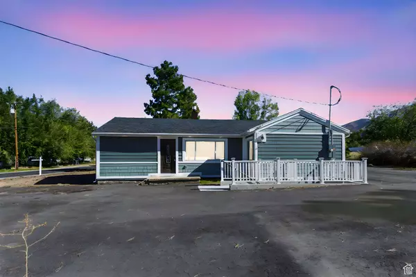 1938 N WALKER RD E, Tooele, UT 84074