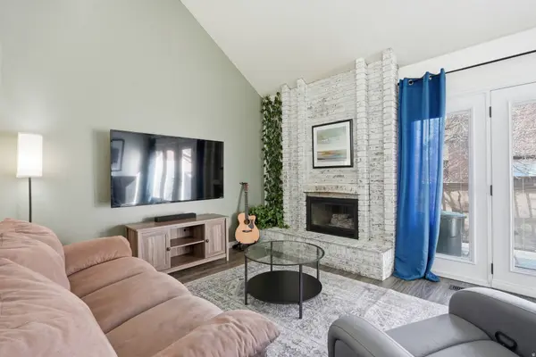 8109 S COTTONWOOD HILLS CIR S, Sandy, UT 84094