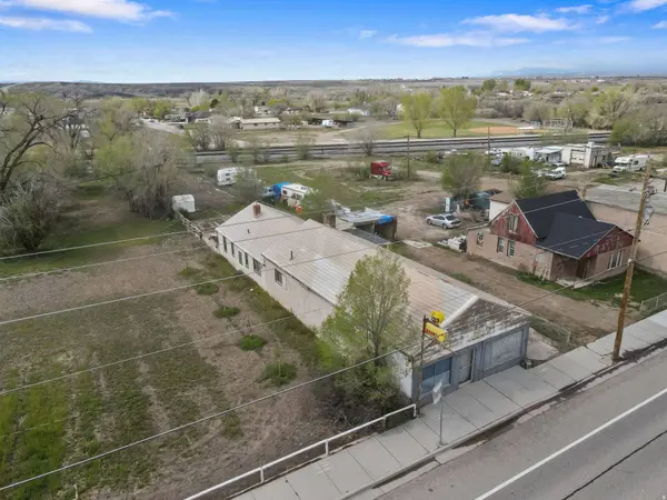 46 E MAIN ST, Wellington, UT 84542