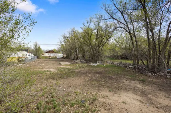 46 E MAIN ST, Wellington, UT 84542