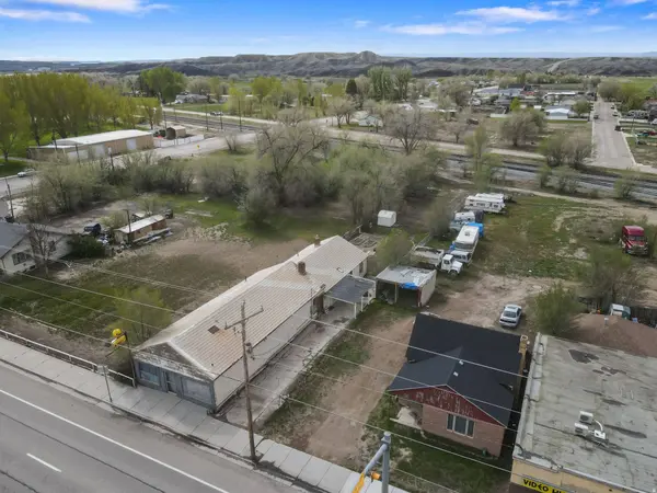 46 E MAIN ST, Wellington, UT 84542