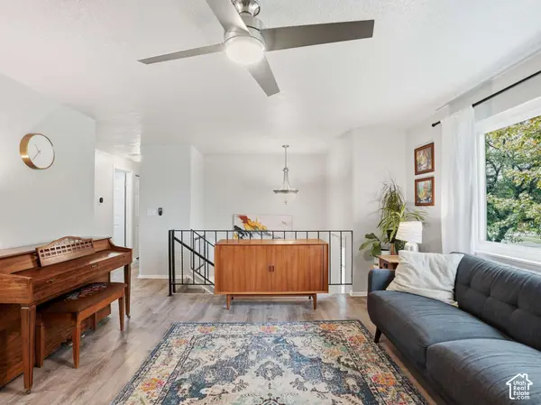 975 S 200 E, Layton, UT 84041
