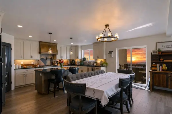 1027 W SEASONS VIEW CT, Lehi, UT 84048