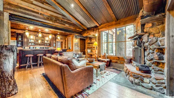 8928 N TIMPHAVEN RD, Sundance, UT 84604