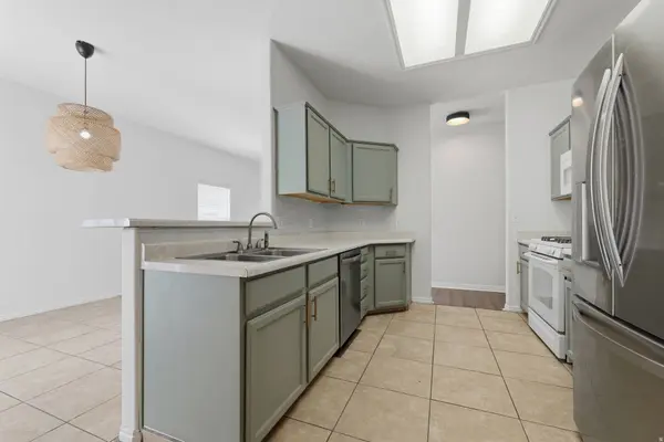 1763 E WEST PINION CIR, Eagle Mountain, UT 84005