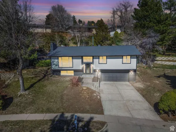 2605 E PORTSMOUTH AVE S, Cottonwood Heights, UT 84121
