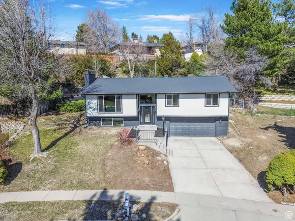 2605 E PORTSMOUTH AVE S, Cottonwood Heights, UT 84121