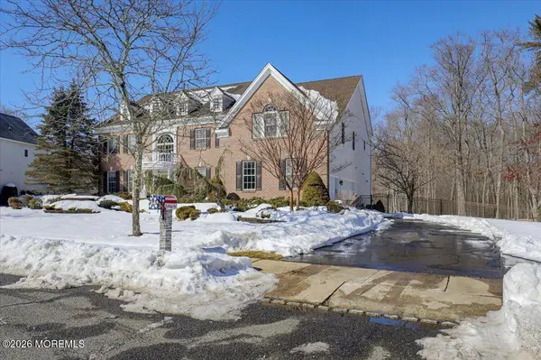 34 Rutledge Road, Marlboro, NJ 07746