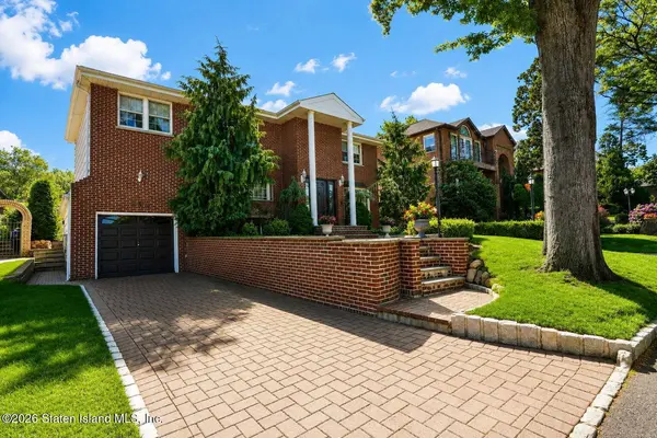 135 Overlook TER, Staten Island, NY 10305