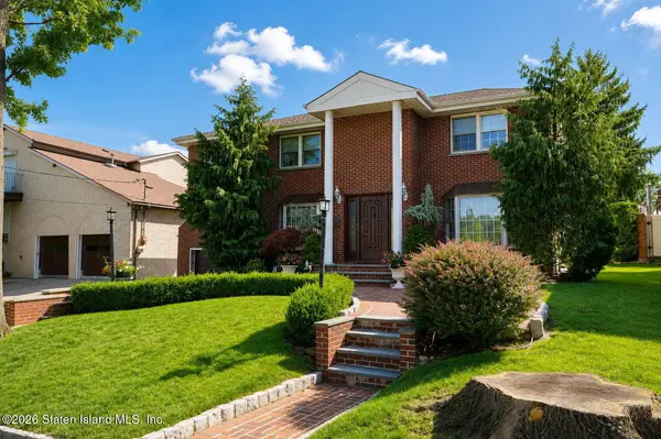 135 Overlook TER, Staten Island, NY 10305