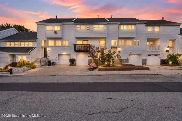 207 Dover GN, Staten Island, NY 10312
