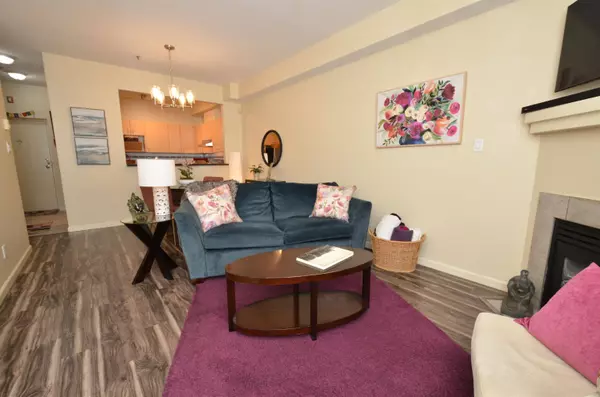 123 Seventh ST #7, New Westminster, BC V3M 6Y2