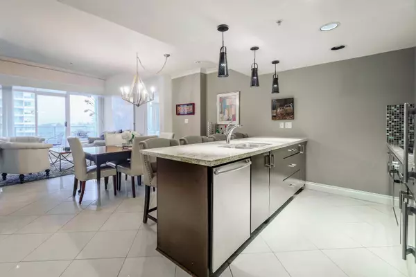 133 E Esplanade #903, North Vancouver, BC V7L 1A1