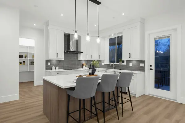 11018 243b ST, Maple Ridge, BC V2W 1H5