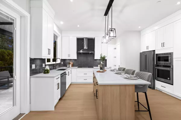 11078 243b ST, Maple Ridge, BC V2W 1H5