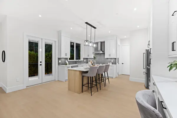 11048 243b ST, Maple Ridge, BC V2W 1H5