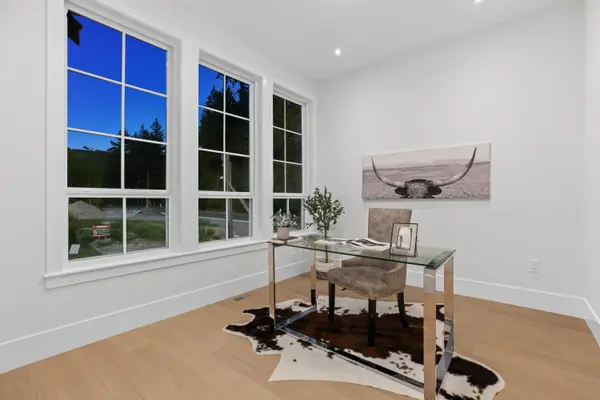 11048 243b ST, Maple Ridge, BC V2W 1H5