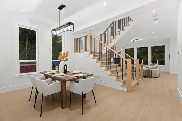 11048 243b ST, Maple Ridge, BC V2W 1H5