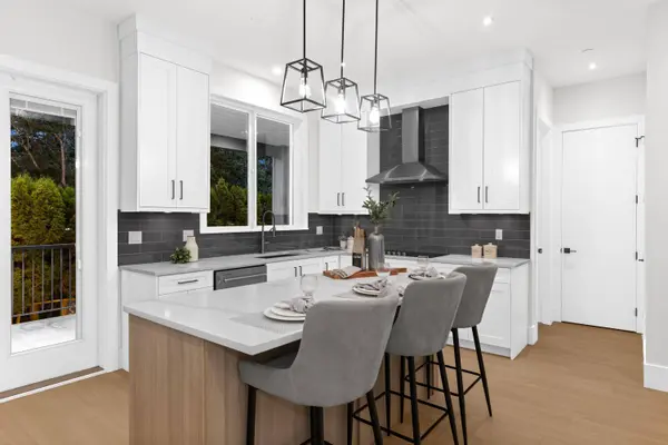 11048 243b ST, Maple Ridge, BC V2W 1H5